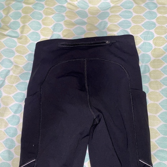 Lululemon cropped leggings - Picture 3 of 3